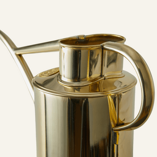 HAWS The Fazeley Flow – Two Pint (Brass), pour opening
