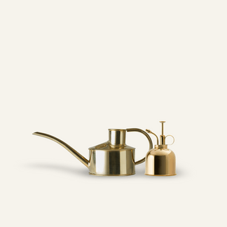 HAWS The Fazeley Flow 1p watering can - Brass with Spritzer