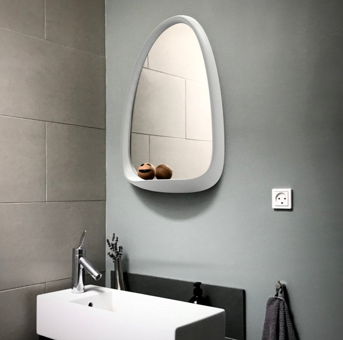 Pond - Large Mirror - Snow White