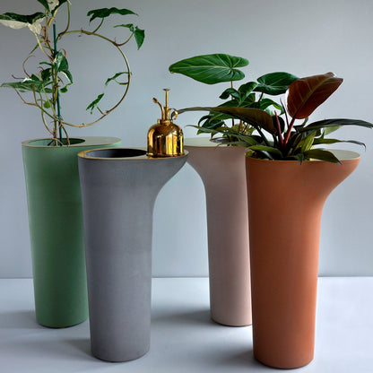 Rocky Root - Flower Table