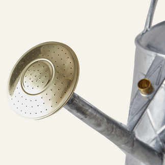 detail HAWS The Hockley Heritage HDG – Watering Can 9 Litres Zinc